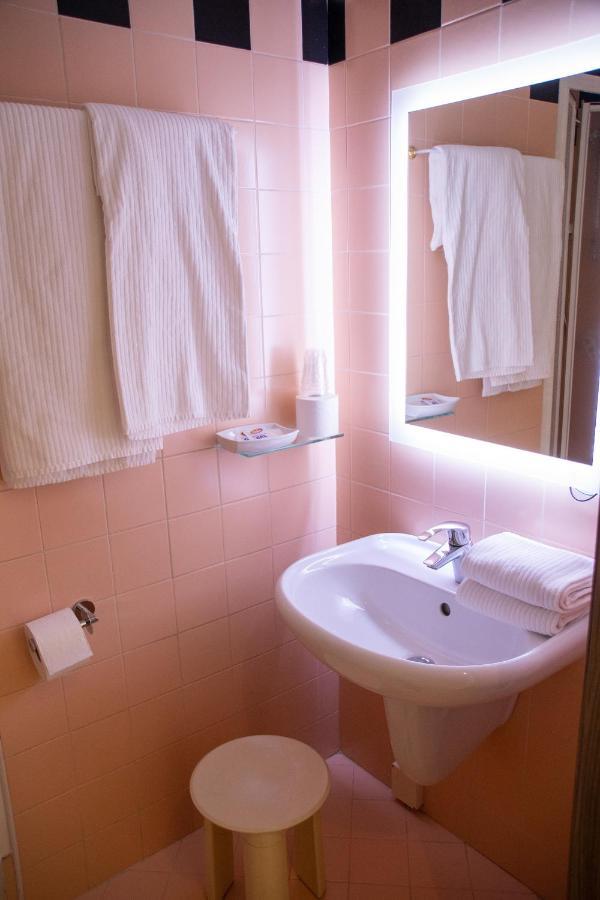 Hotel Garni Villa Fontana Trento Exterior photo