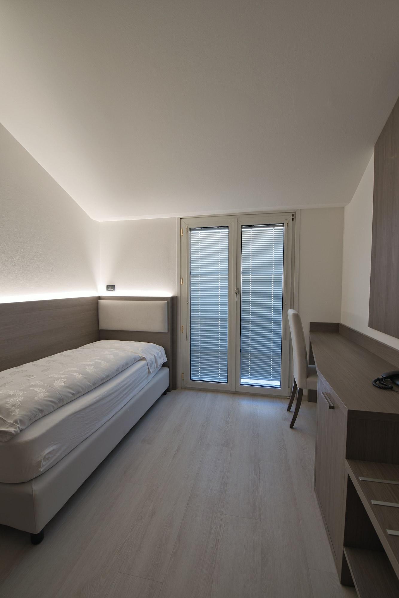 Hotel Garni Villa Fontana Trento Exterior photo